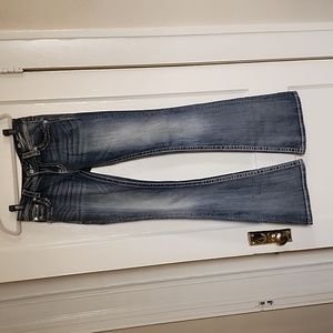 MissMe Signature Flare Size 27x36 Gray Wash Jean